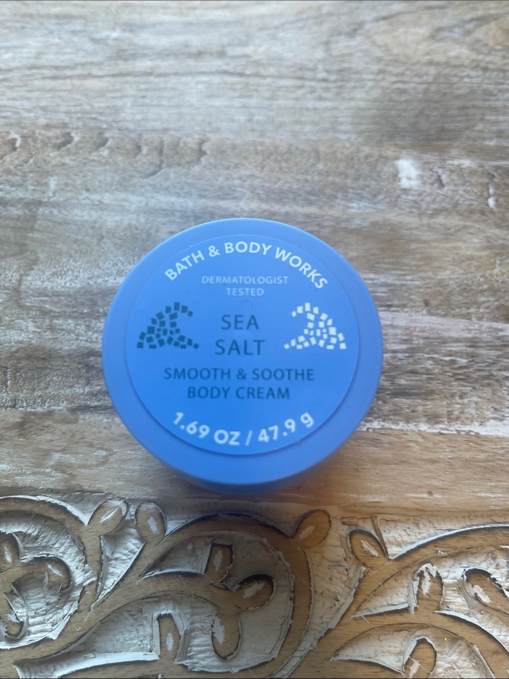 Bath & Body Works Sea Salt Smooth & Soothe Body Cream - Blue